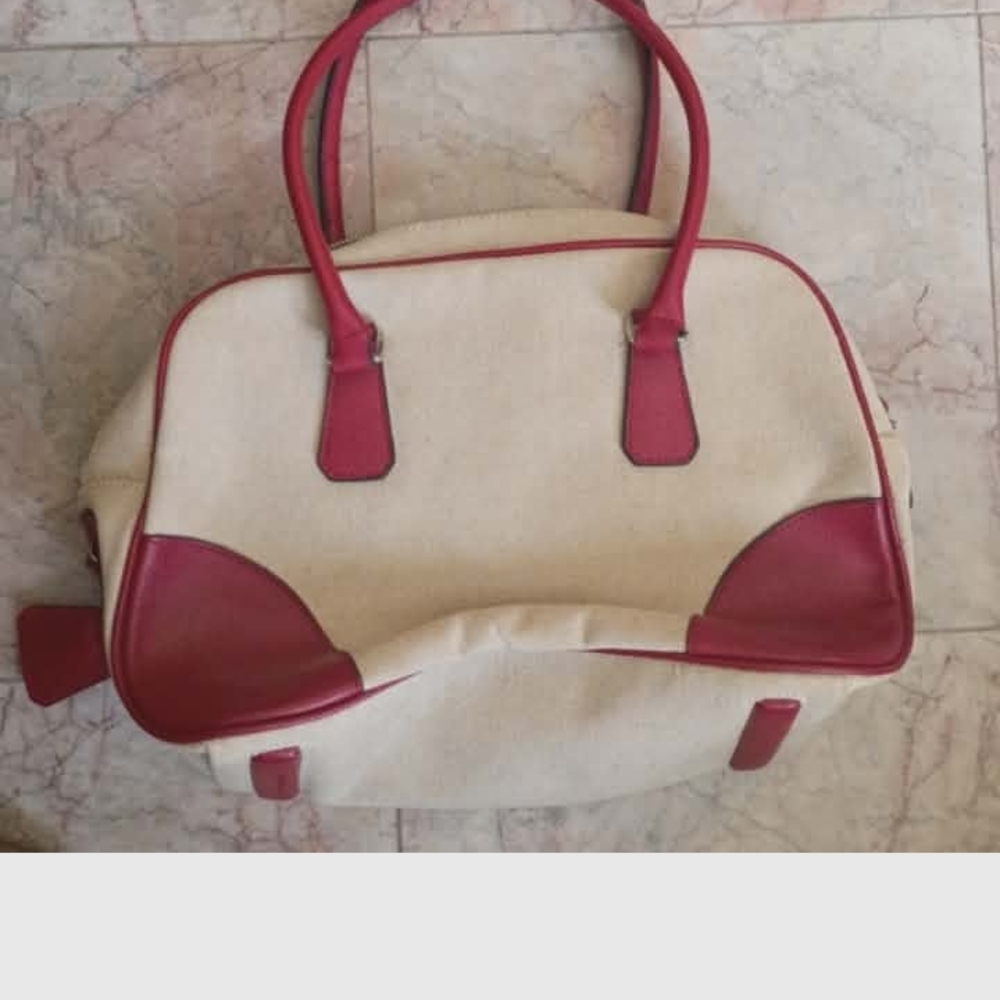 NEW Liz Claiborne lined handbag